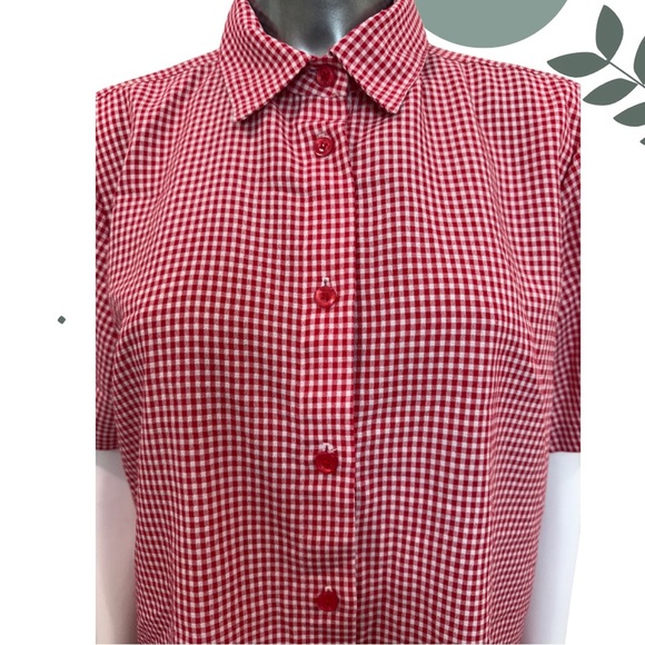 🛍️3/$40 Red White Gingham Button-Up Shirt – Short Sleeve, Classic Fit Size Large - Picture 5 of 7